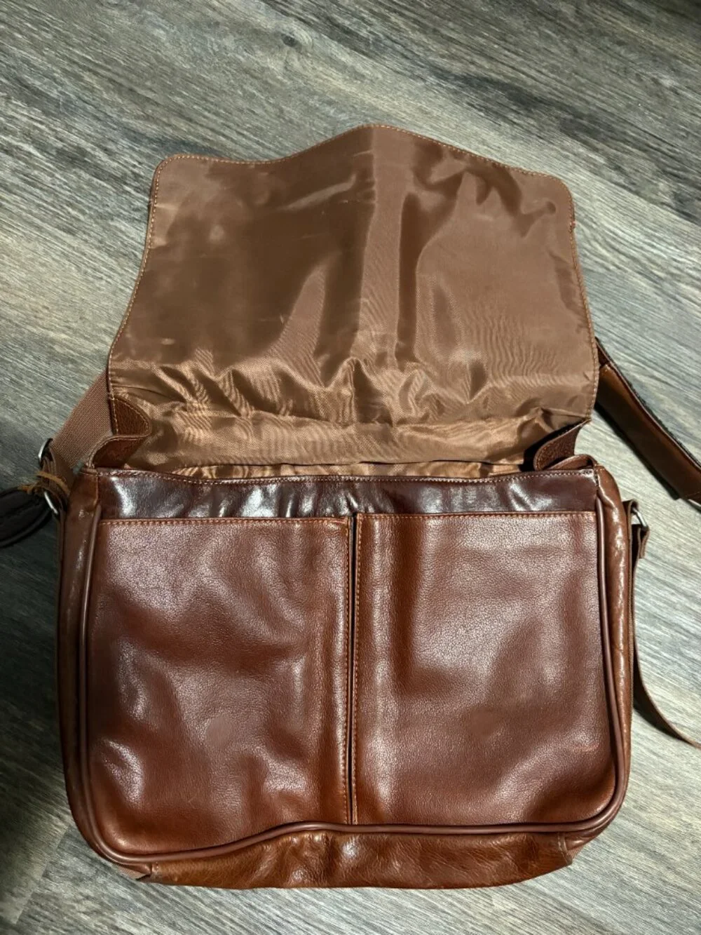 Vintage Wilson Leather Camel Brown Messanger Laptop Shoulder Bag